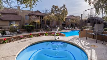 2 Hot tub spas
